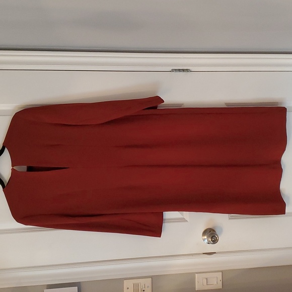 Babaton 1-01 Wilhelmina dress in red row - Picture 8 of 17